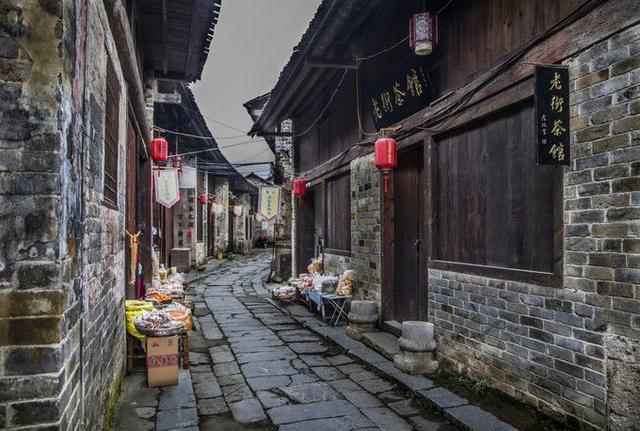 乌克兰毁了,加沙毁了,半岛临战,美欧输惨,谁能崛起成赢家?